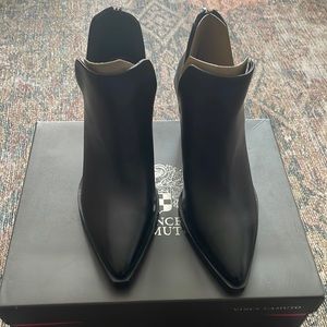 Vince Camuto Gigietta boot size 8